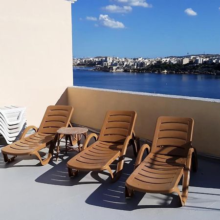 Bayview 2 Bedroom Seaview Apartment With Large Terrace With Panoramic Views - By Getawaysmalta San Pawl il-Baħar Kültér fotó