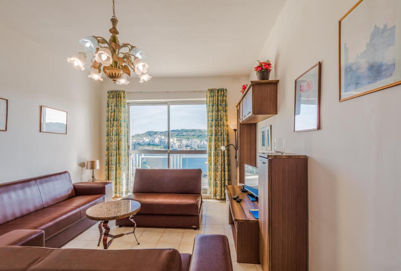 Bayview 2 Bedroom Seaview Apartment With Large Terrace With Panoramic Views - By Getawaysmalta San Pawl il-Baħar Kültér fotó