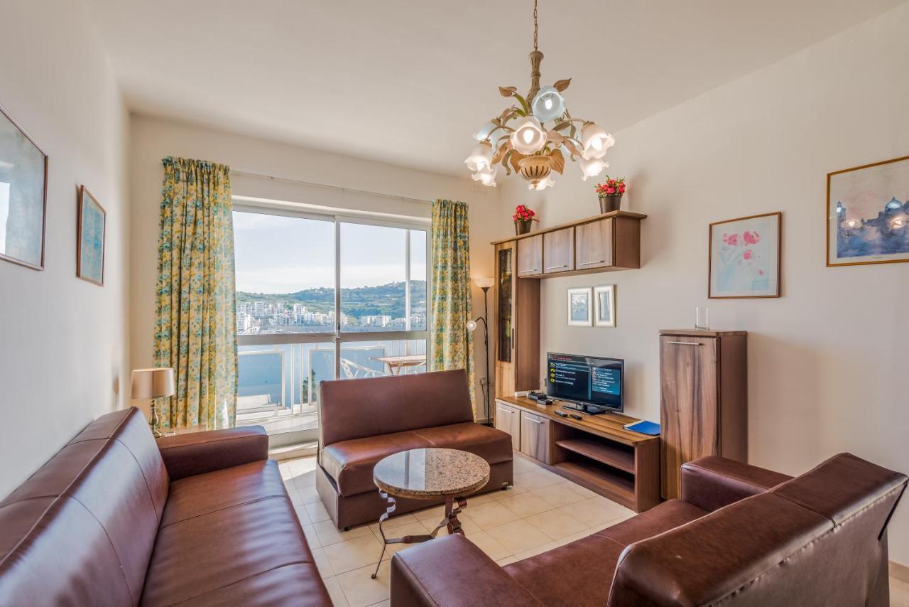 Bayview 2 Bedroom Seaview Apartment With Large Terrace With Panoramic Views - By Getawaysmalta San Pawl il-Baħar Kültér fotó